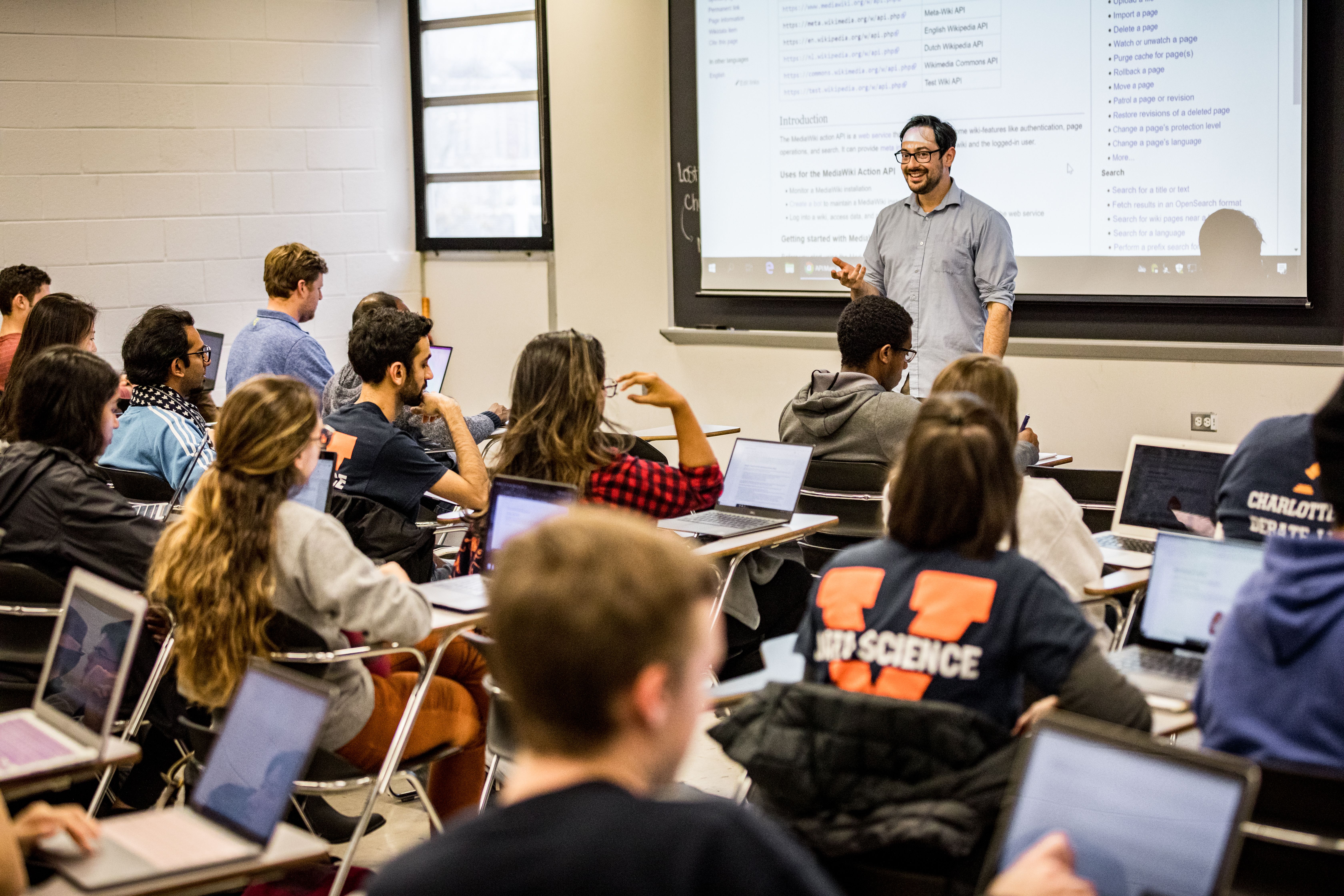 Prof. Jon Kropko teaches students in his Practice and Application of Data Science class