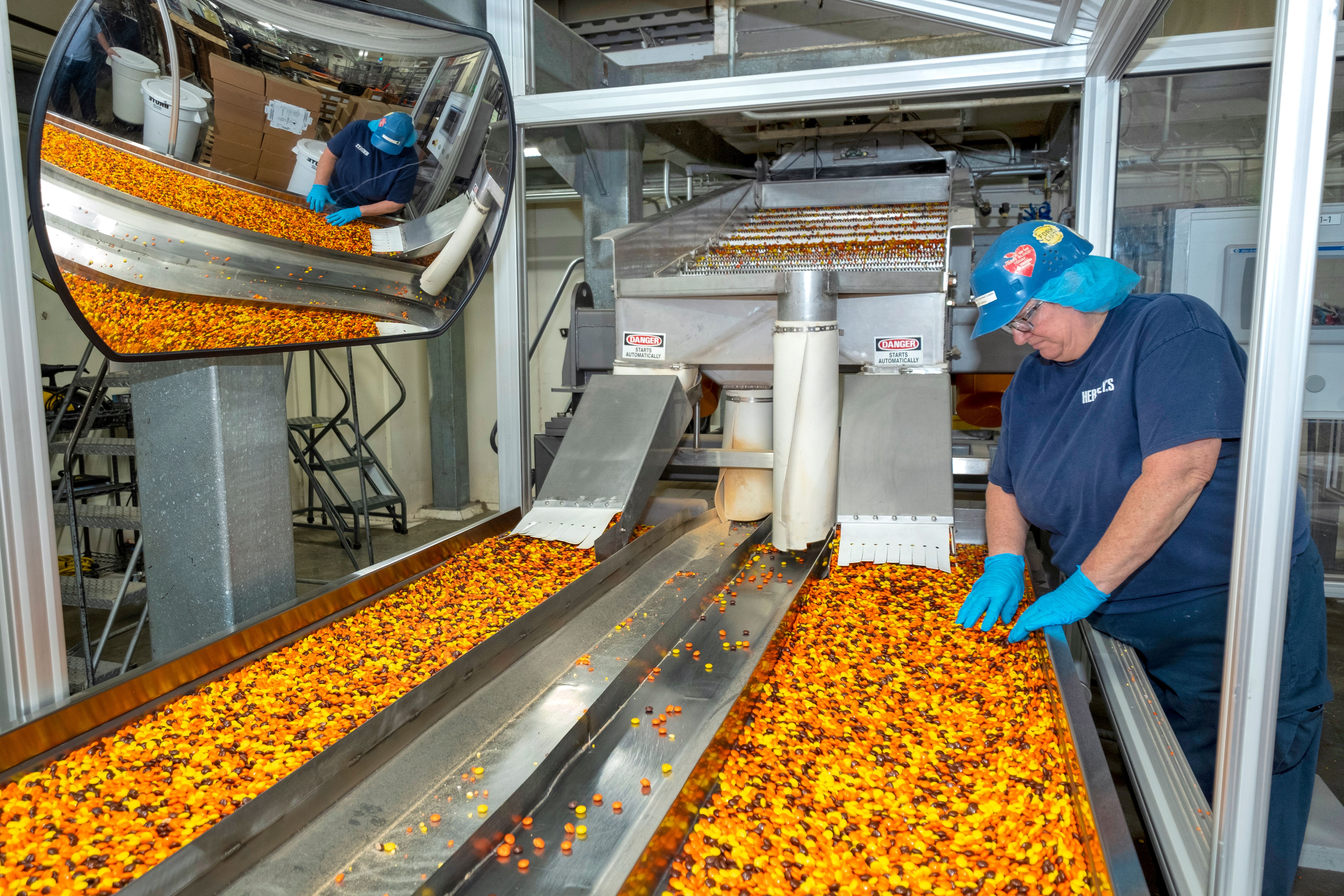 Hershey Plant worker