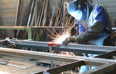 Man welding