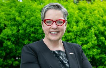 Anne Kress Podcast Horizontal Headshot VER Q2 2022