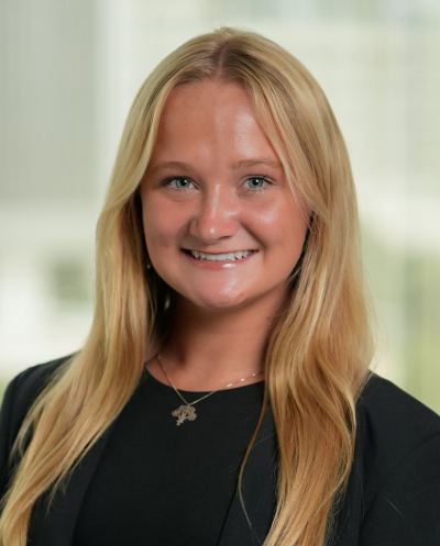 Amanda Maxwell Headshot