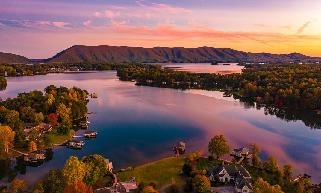 Smith Mountain Lake, Bedford County, Lynchburg