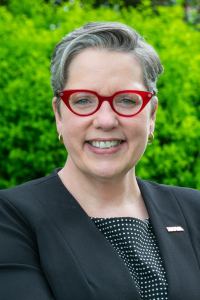 Anne Kress Podcast Horizontal Headshot VER Q2 2022
