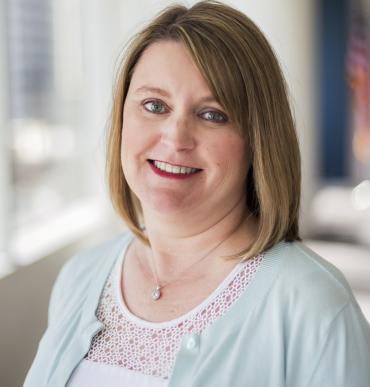 Melissa Cox headshot