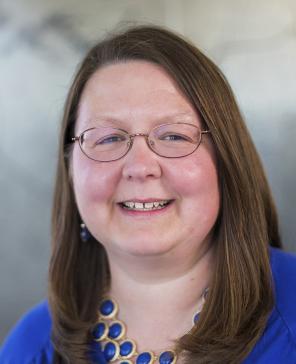 Aileen Martz Headshot