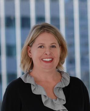 Carrie Vuori headshot