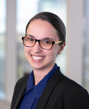 Kaitlin Knapp headshot
