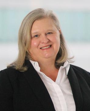 Lisa Wallmeyer headshot