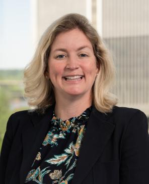 Megan Healy headshot