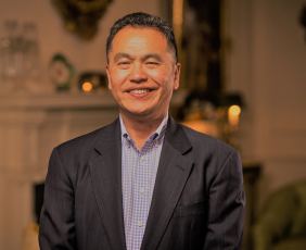 Headshot of Steven Chen